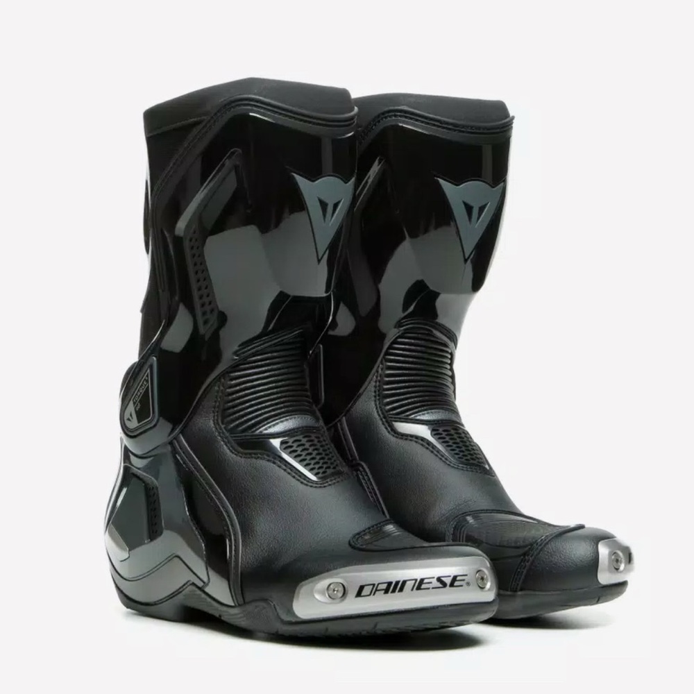 Black Motorcycle Boots